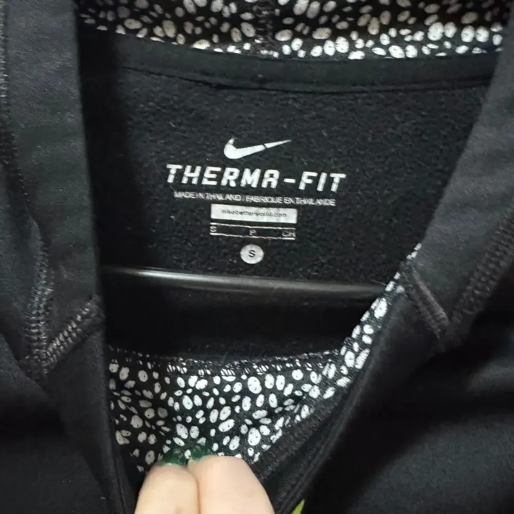 Nike Hoodie Therma fit size Small
